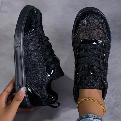 Pizzo | Sneakers con pizzo floreale