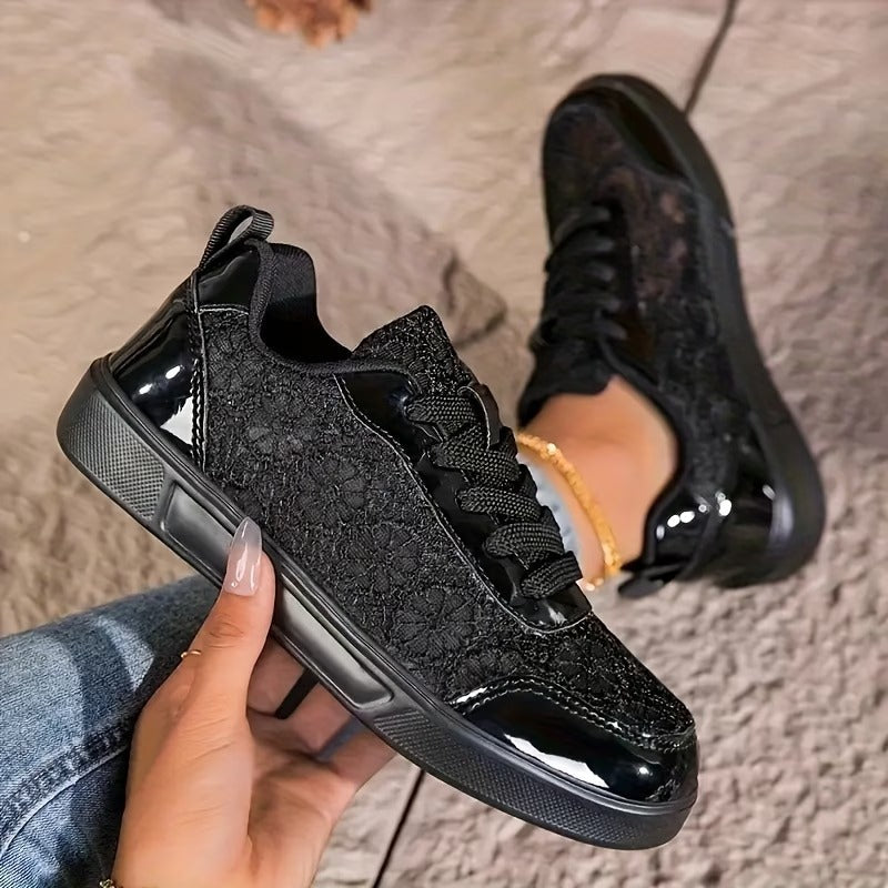 Pizzo | Sneakers con pizzo floreale