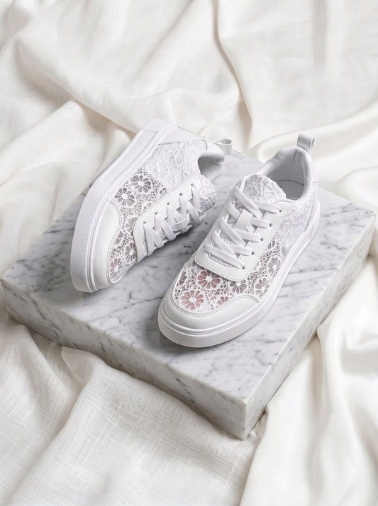 Pizzo | Sneakers con pizzo floreale
