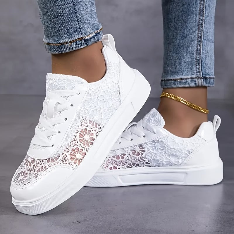 Pizzo | Sneakers con pizzo floreale